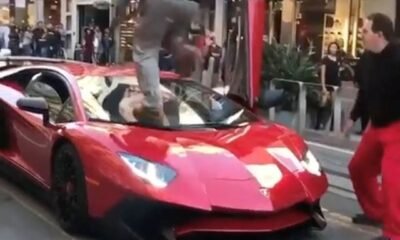 guy-jumps-over-Aventador-SV