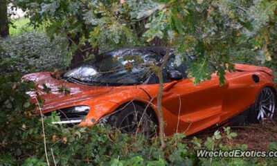 mclaren-720s-crash-1