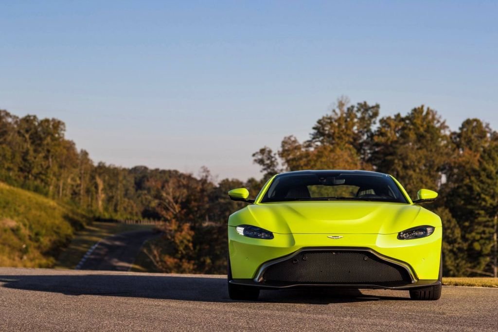 2018 Aston Martin Vantage-exterior-2