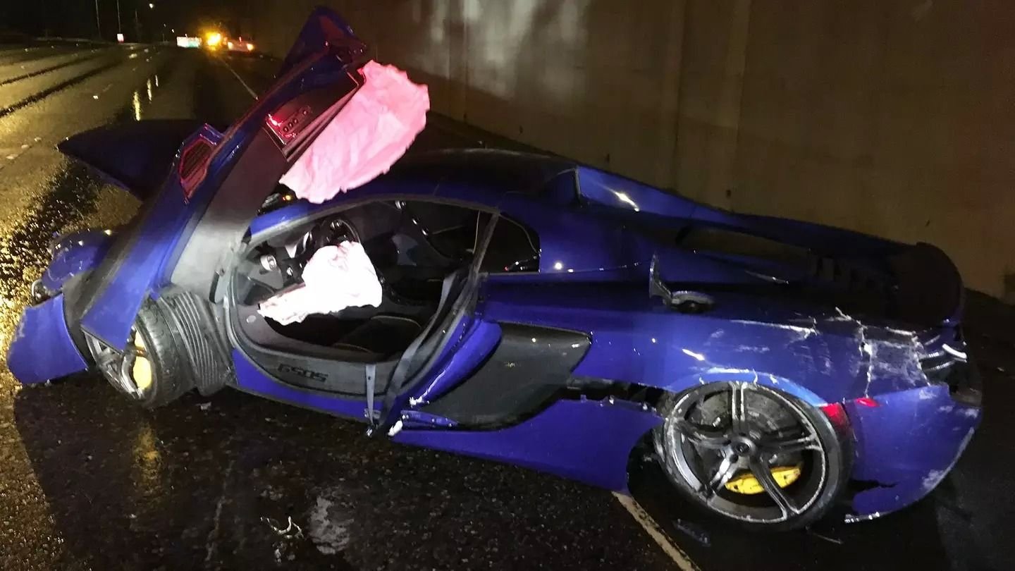 McLaren-650S-rental-car-crash-seattle