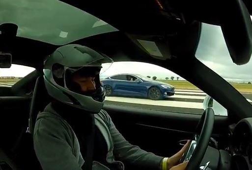 Tesla-Model-S-Porsche-911