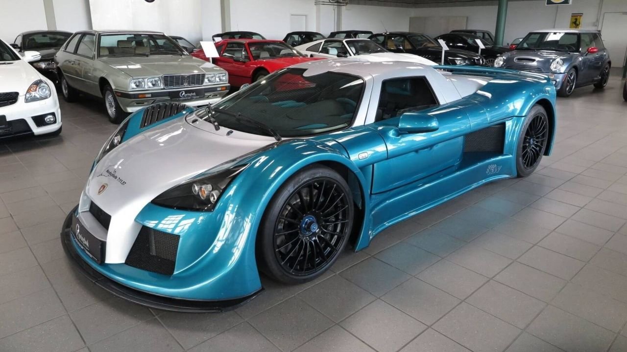 2009-gumpert-apollo-for-sale-3