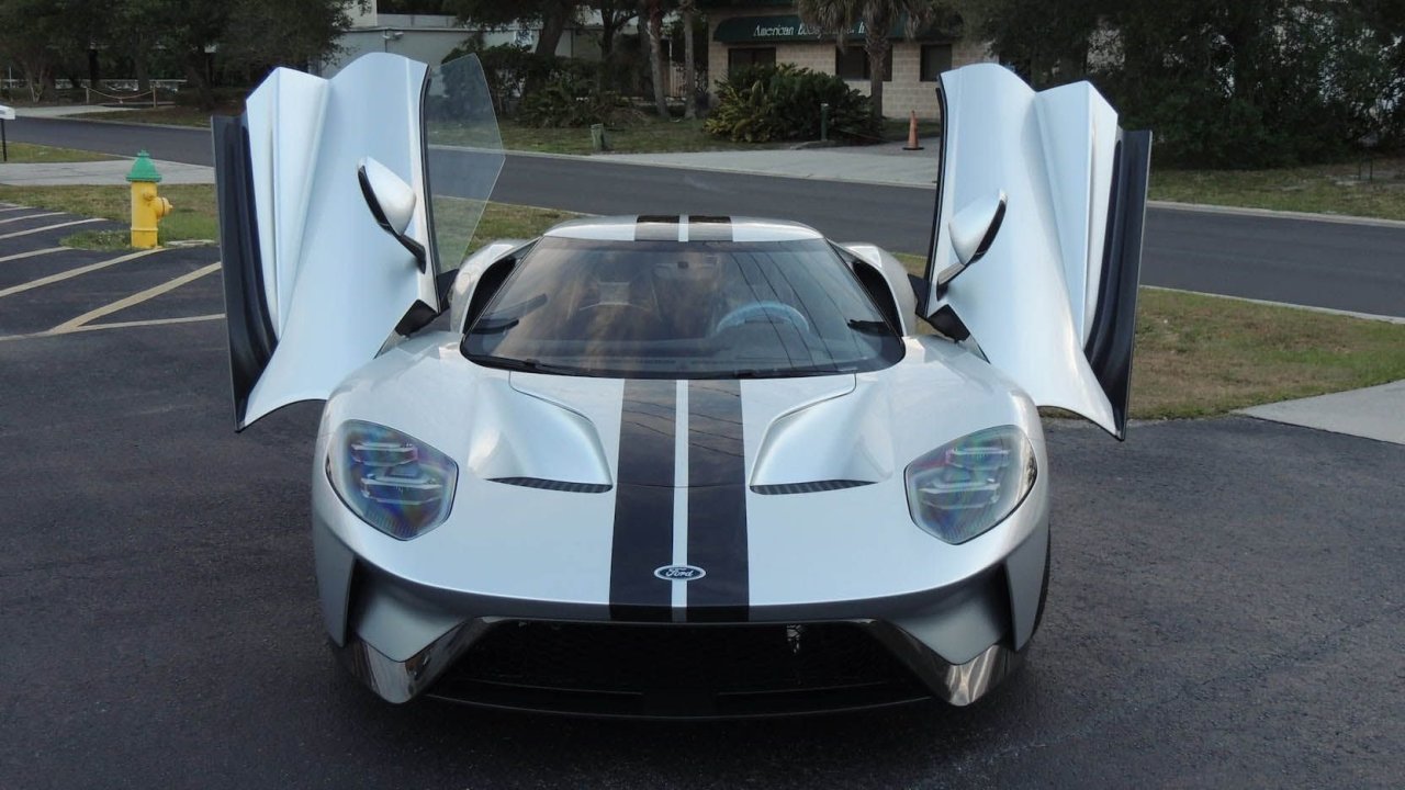 2017-Ford-GT-Mecum-Auction-5