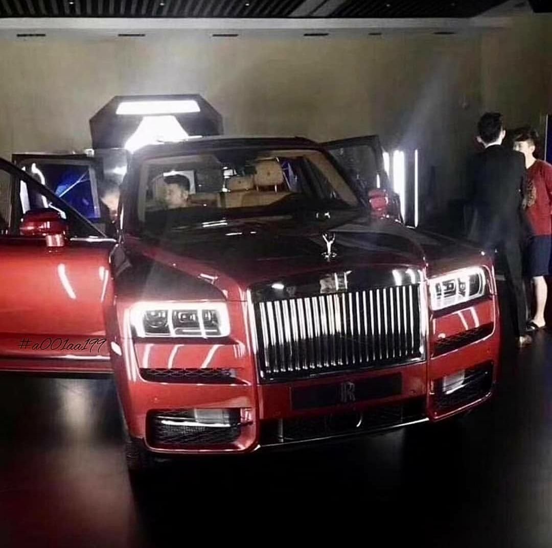 Rolls Royce Cullinan SUV-leaked-image