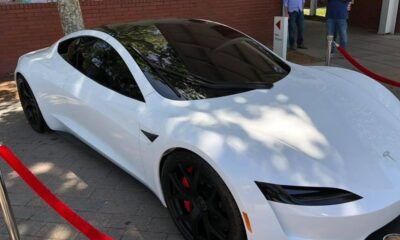 Tesla-Roadster-2-new-prototype-1