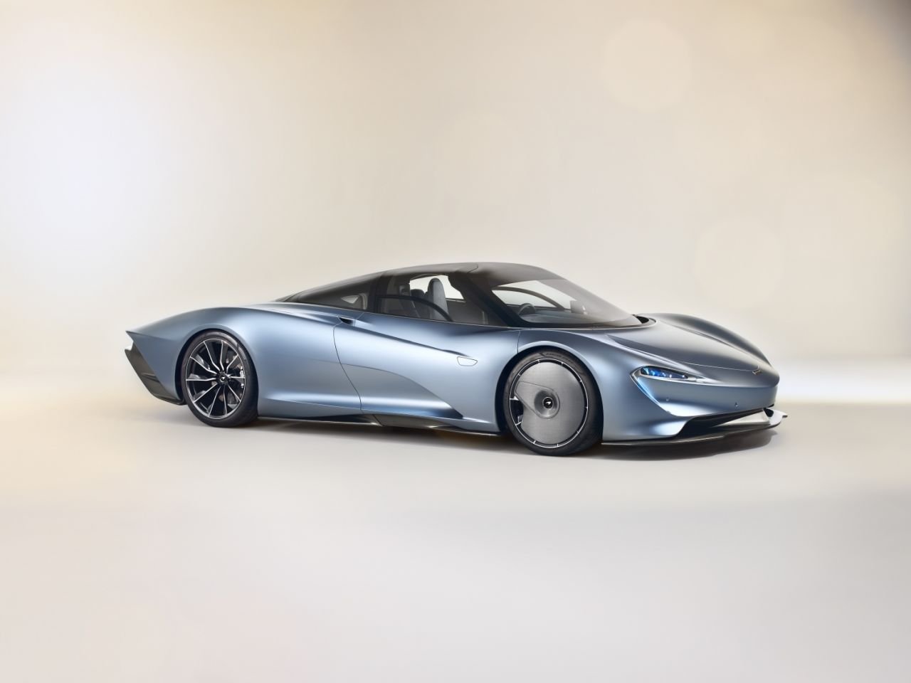 2019 McLaren Speedtail 2