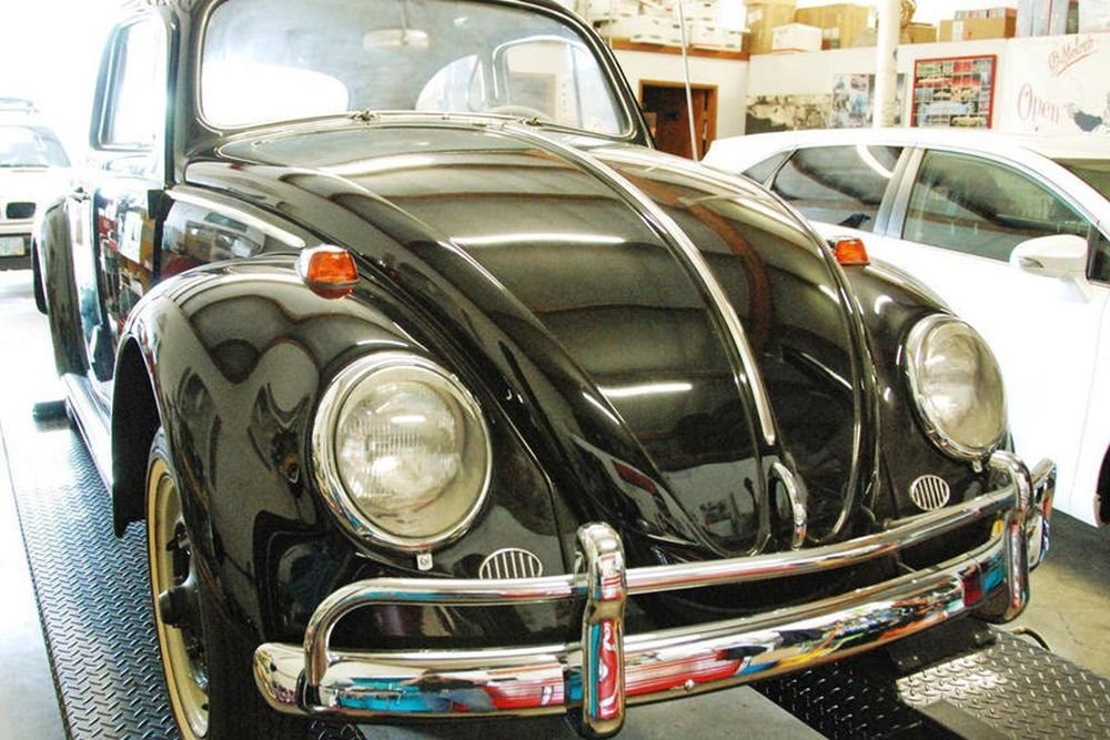 Vintage VW Beetle 3