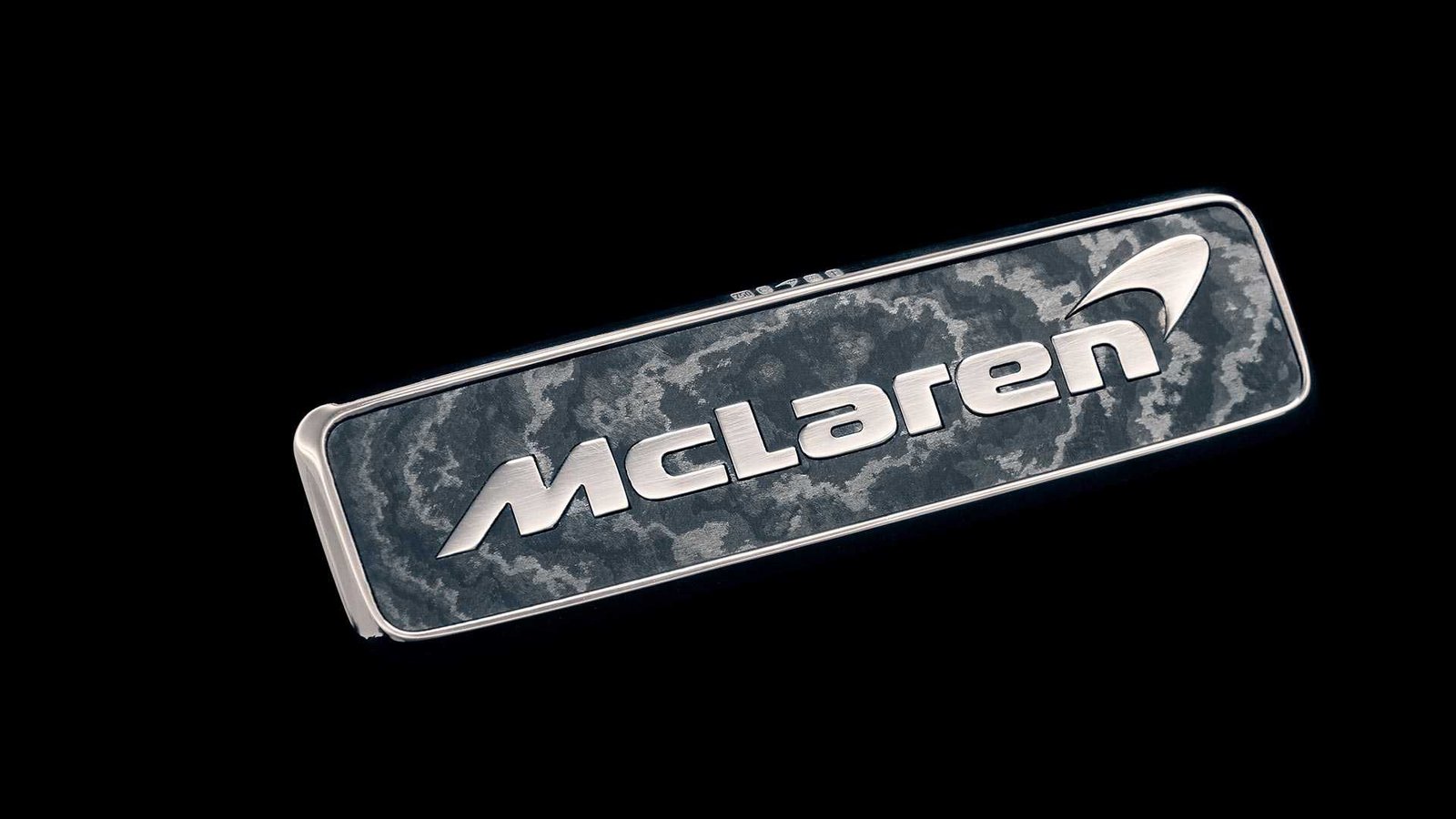 mclaren speedtail special badges 02