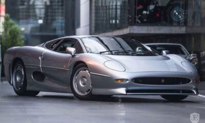 1993-jaguar-xj-220-for-sale-01