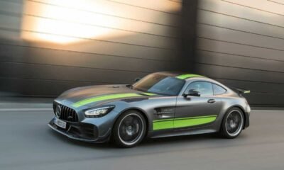 Mercedes-AMG-GTR-Pro-02