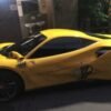 Deliveryman-crashes-into-Ferrari-s-in-Taiwan-01