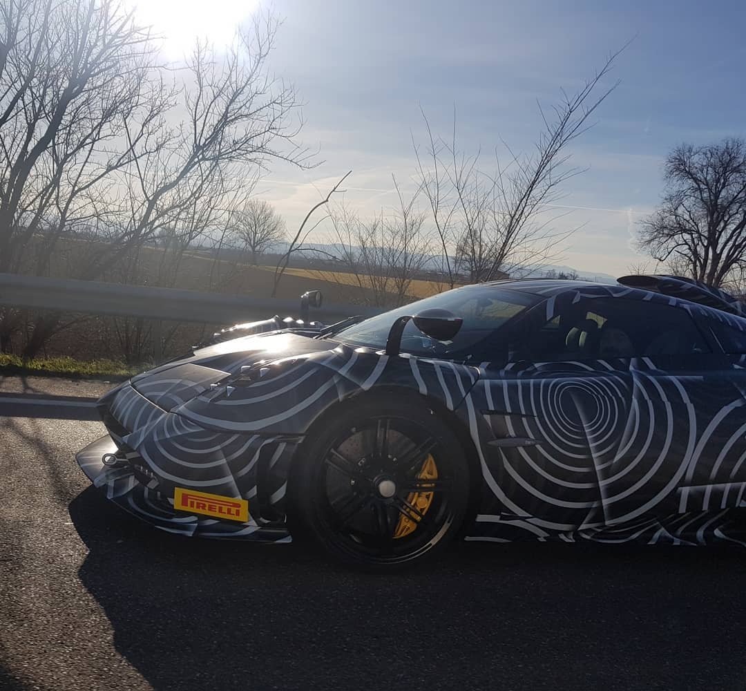 Pagani Huayra BC-R-2019-Geneva-prototype-spy-shot-2