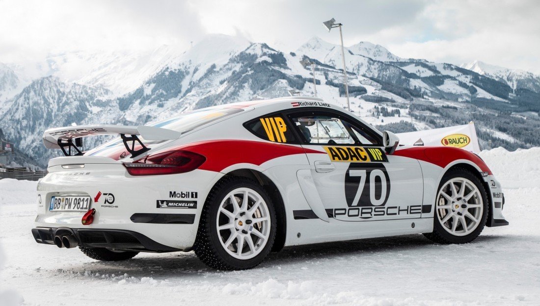 Porsche 718 Cayman GT4 Clupsport Rally Car