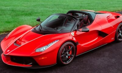 Ferrari-LaFerrari-Aperta-1