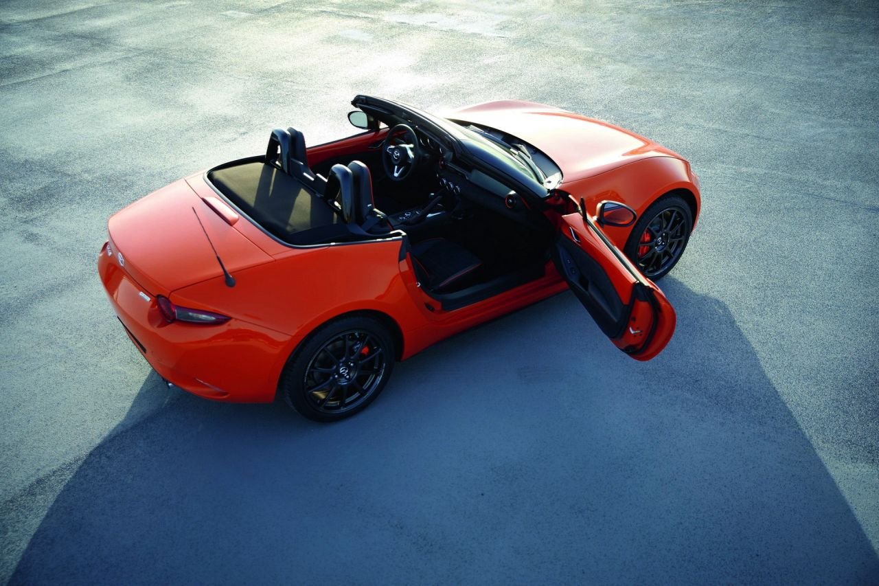 Mazda-MX-5-Miata-30th-Anniversary-Edition-4