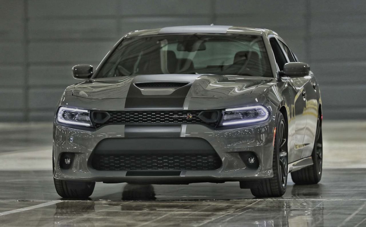 2019-dodge-challenger-and-charger-stars-stripes-edition-6