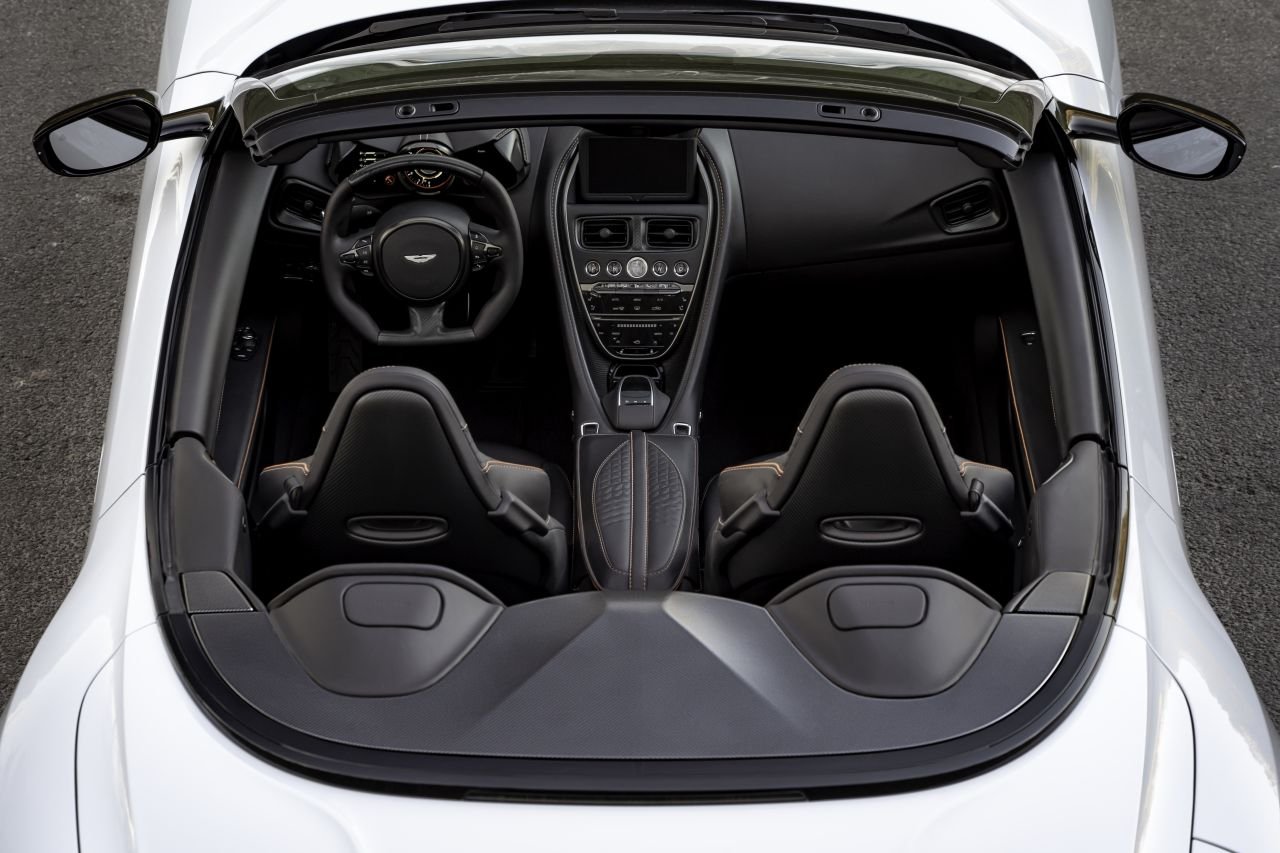Aston Martin DBS Superleggera Volante-1