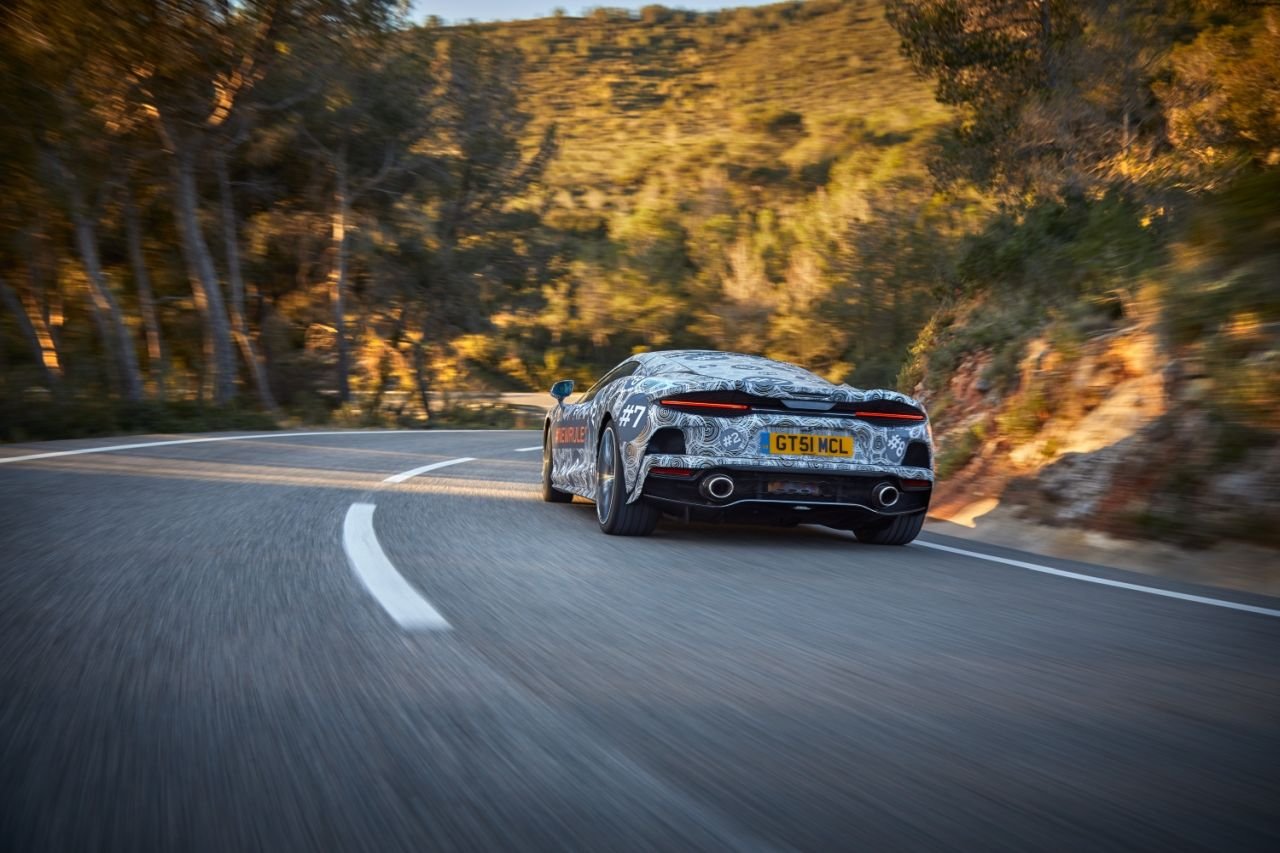 McLaren Grand Tourer-teaser-3