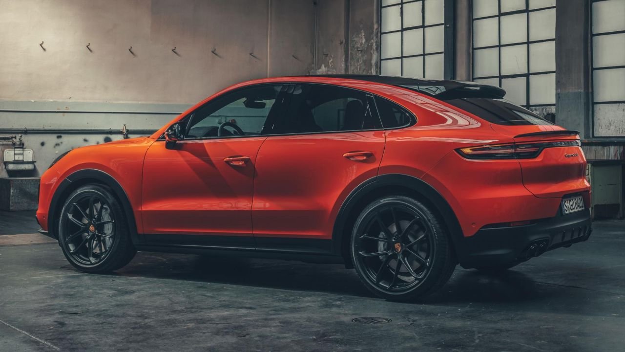 2019-Porsche Cayenne Coupe-1
