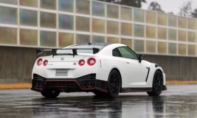 2020 Nissan GT-R Nismo-rear-quarter