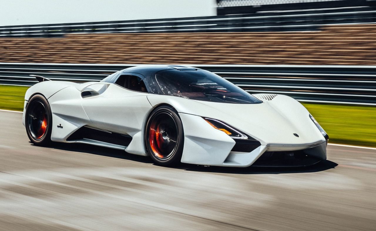 300-mph-SSC Tuatara-hypercar-1