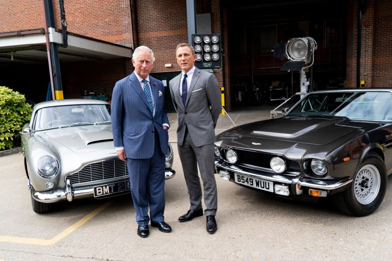 Aston Martin Valhalla-James Bond