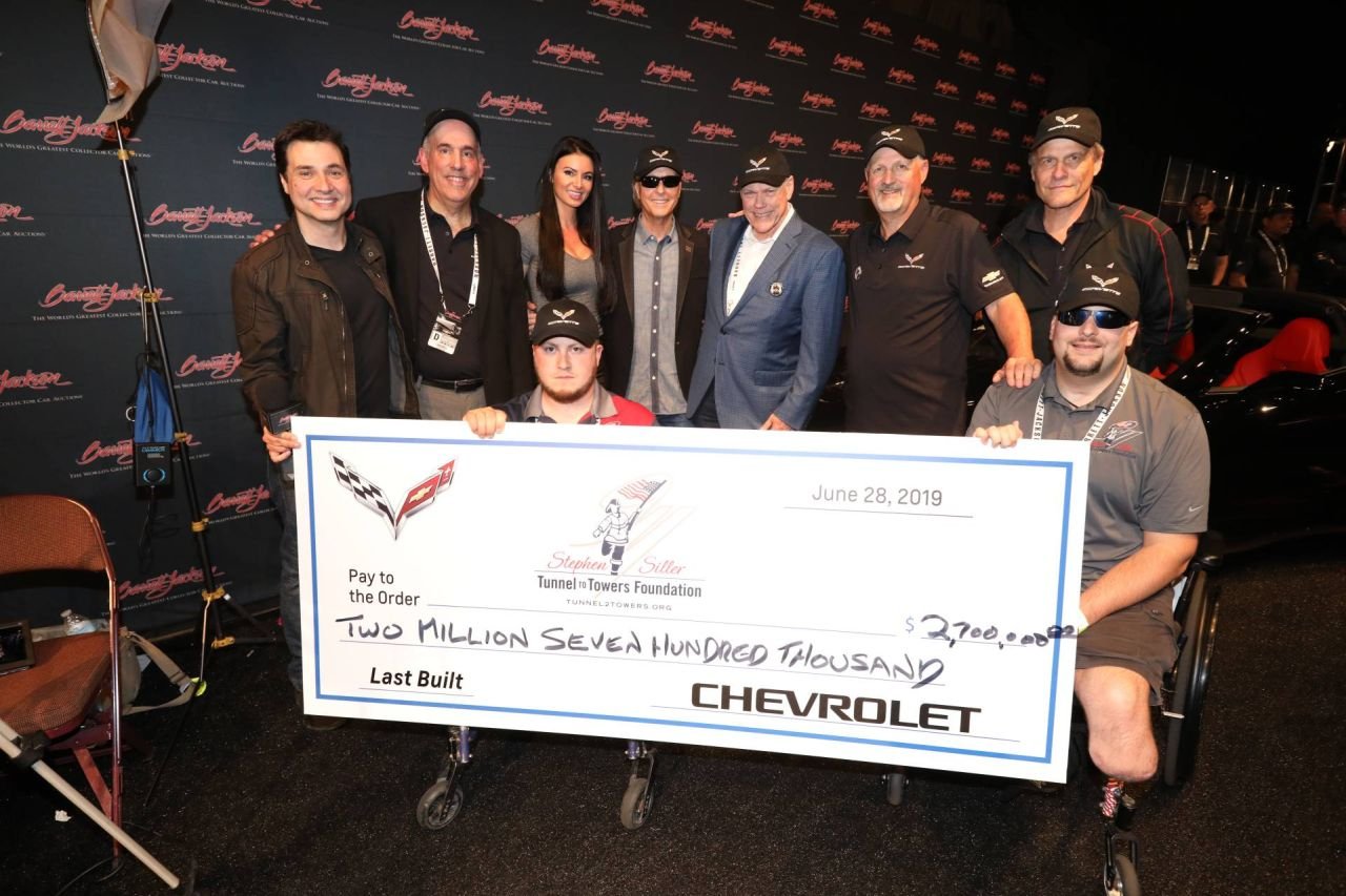 Last-ever-Chevrolet-Corvette-C7-auction-3