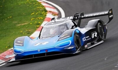 Volkswagen ID. R electric race car-Nurburgring EV lap record-3