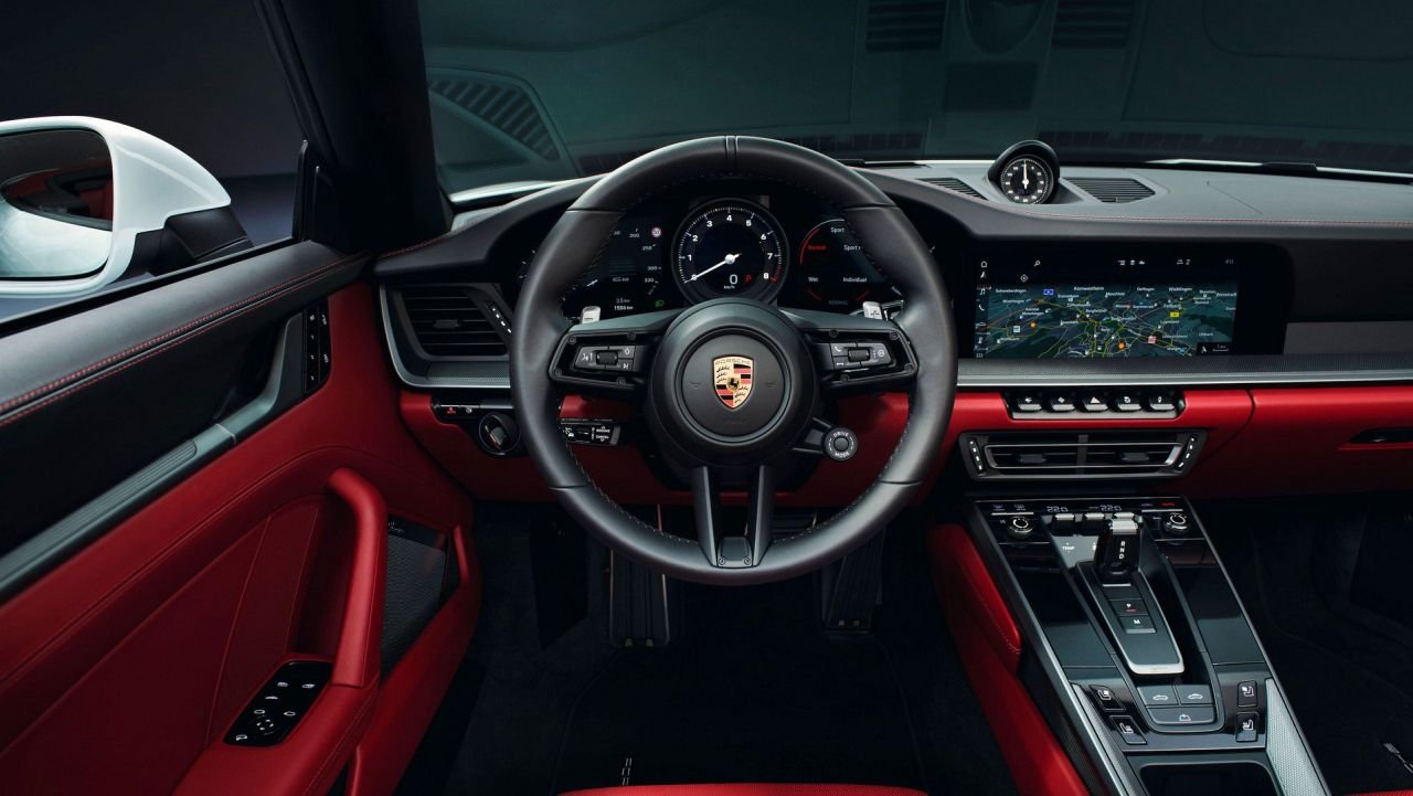 2019 Porsche 911 Carrera-Coupe-Cabriolet-4