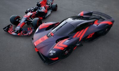 Aston Martin Valkyrie-Silverstone-3