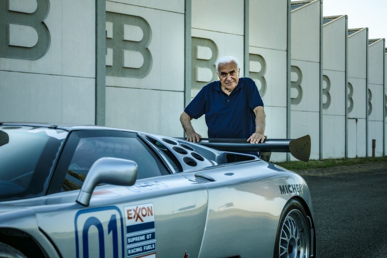 Romano Artioli-Bugatti EB110-6