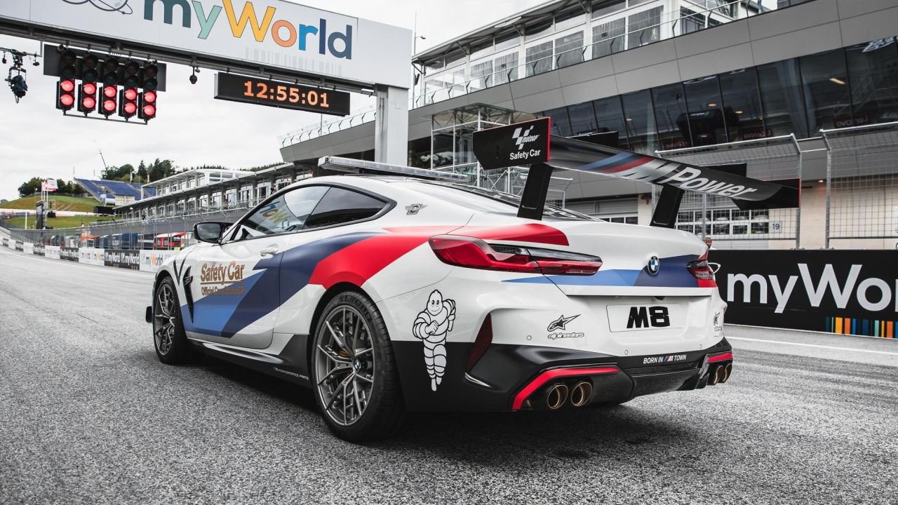 2019 BMW M8-MotoGP-Safety Car-4
