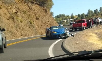 2020 Chevrolet Corvete C8 mid-engined-crash-California
