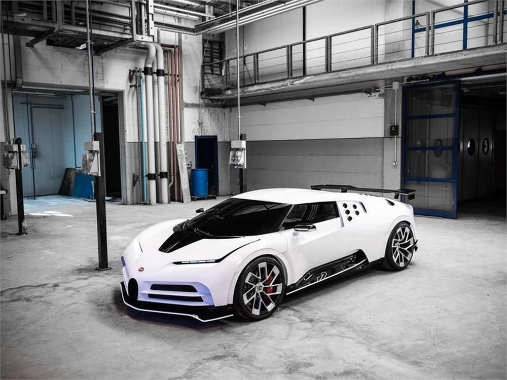 Bugatti Centodieci-EB110 Tribute-Pebble Beach-1