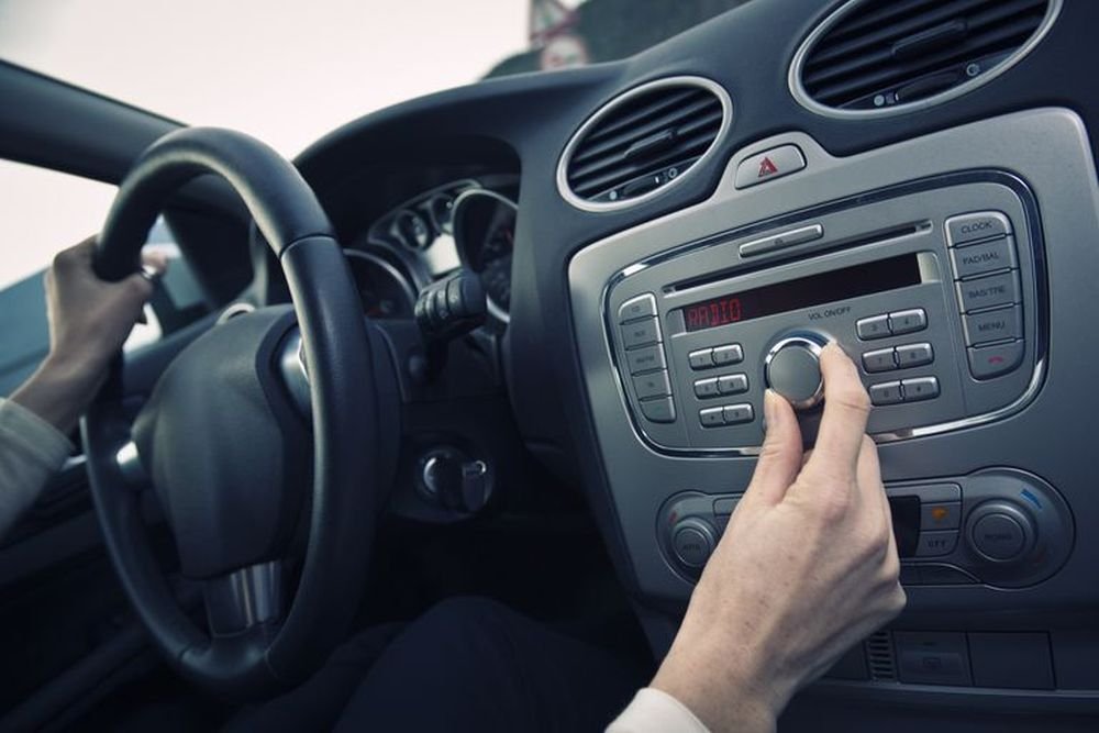 In-car radio