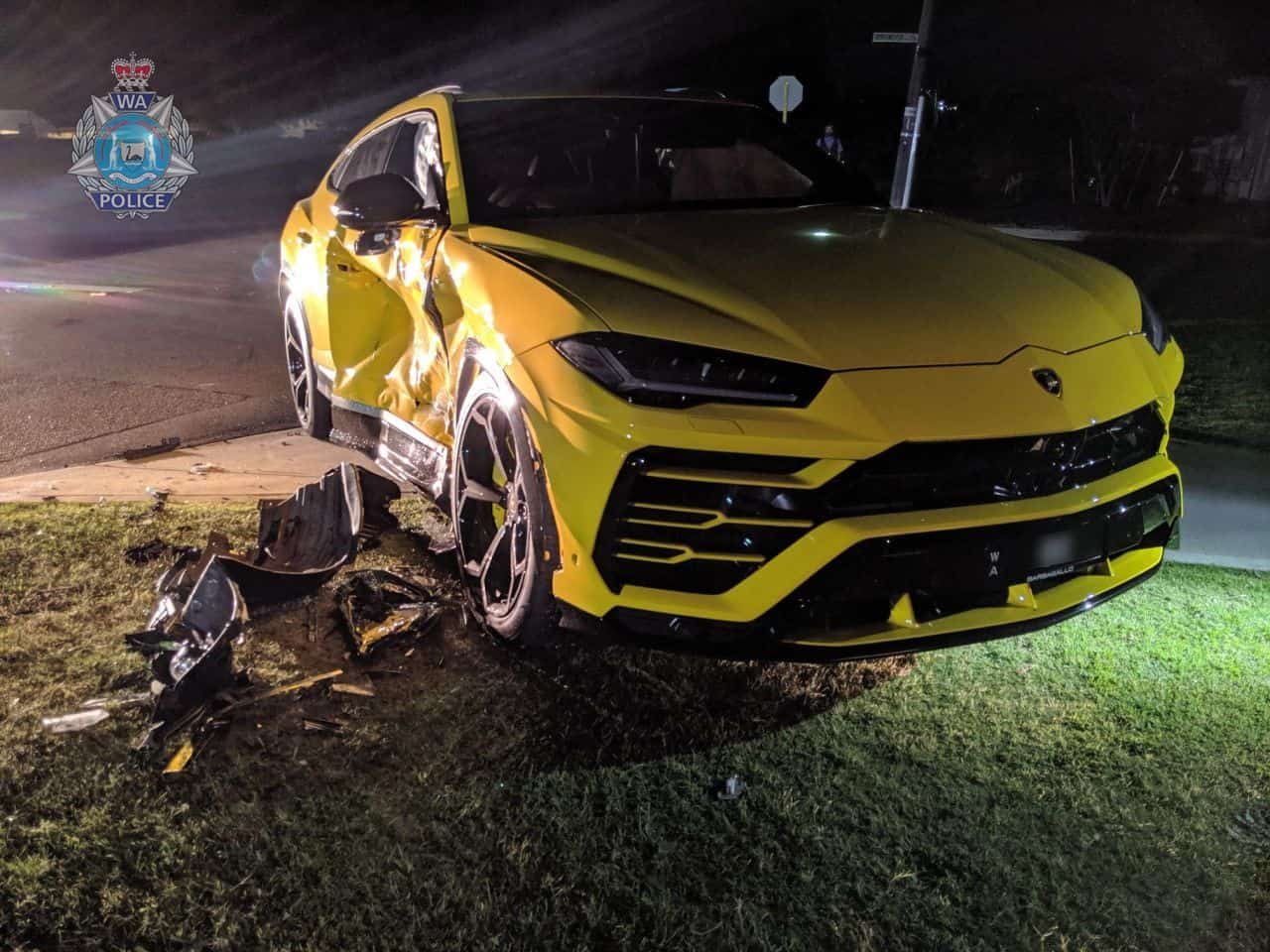 Yellow-Lamborghini-Urus-Crash-Perth-Australia-1