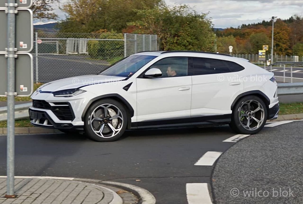 Lamborghini Urus ST-X test mule-prototype-2