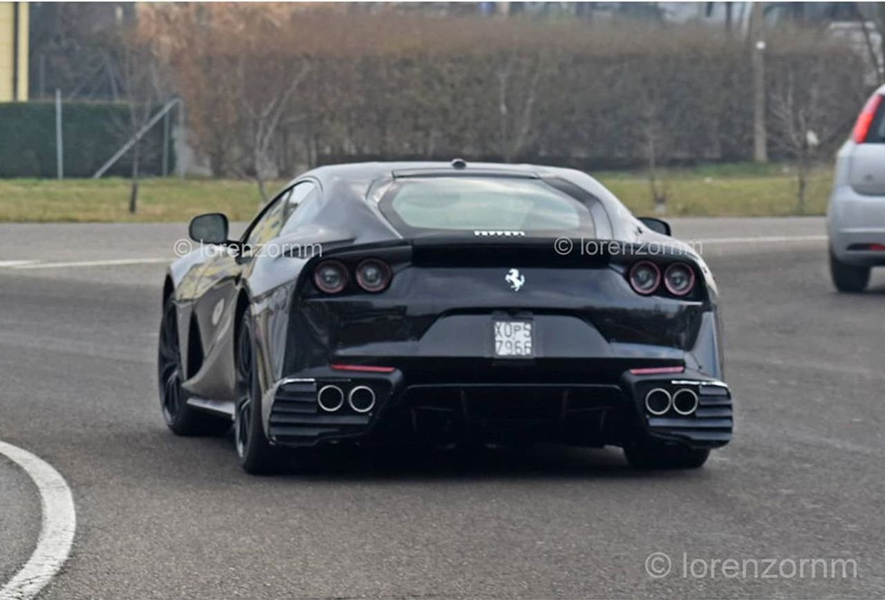 Ferrai 812 GTO-Superfast-spy-shot-3