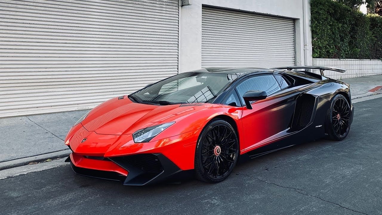 Chris Brown-Lamborghini Aventador SV Roadster-dual-tone-faded