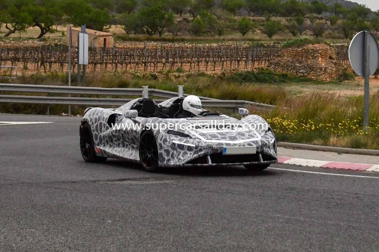 McLaren-Elva-Speedster-test-mule-1