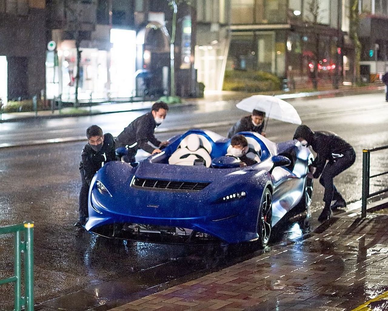 McLaren Elva-Japan-Rain