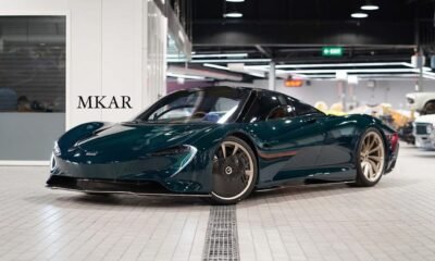 McLaren Speedtail Green Carbon_Bahrain-1
