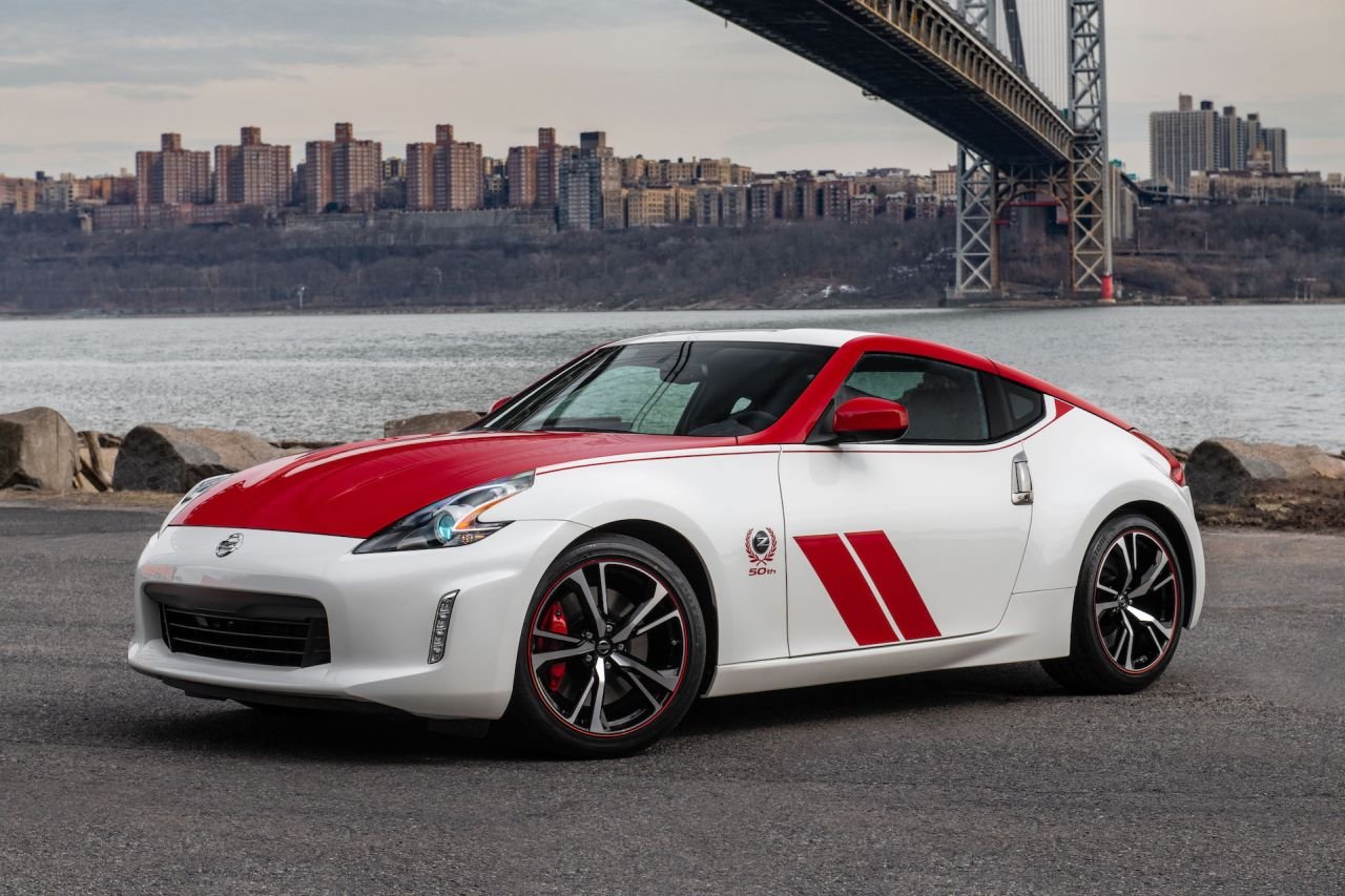 Nissan-370Z-50th-Anniversary-1