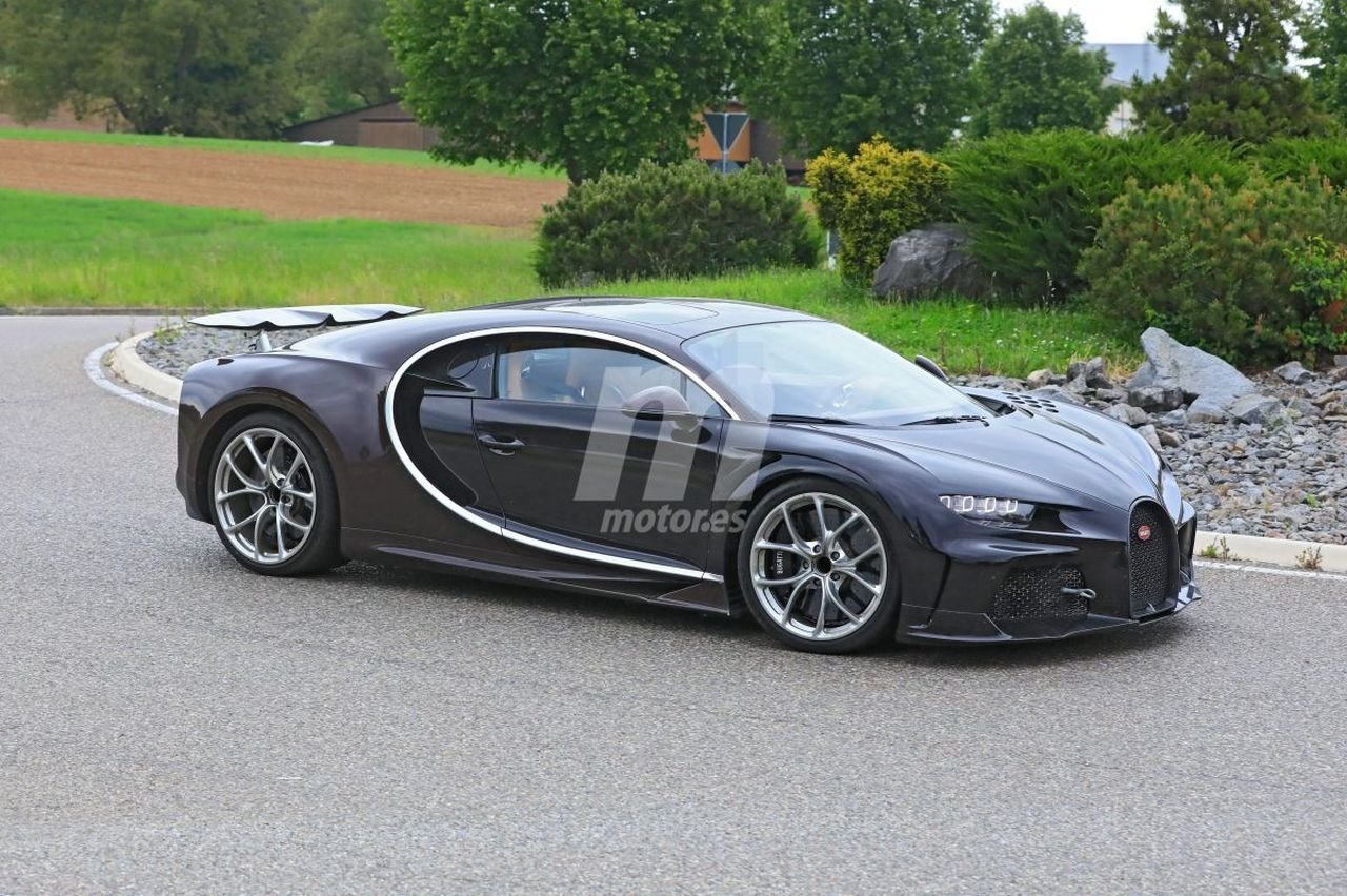 Bugatti Chiron SS 300 Prototype-3