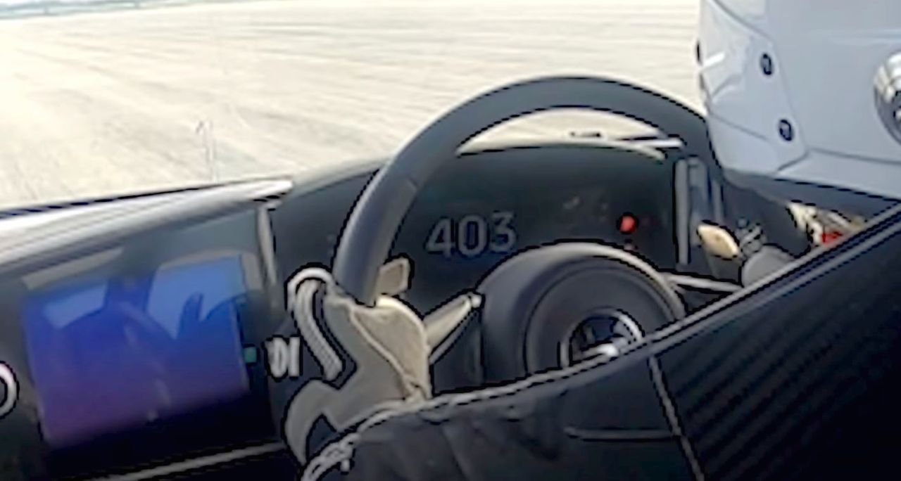 McLaren Speedtail Top Speed Run