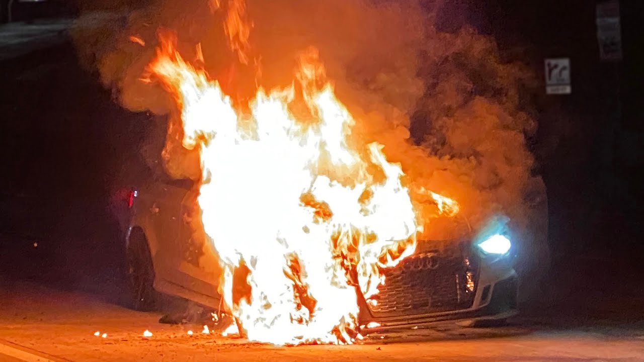 Audi RS3-Fire-Denver-Street-Racing-1320videos