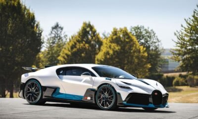 Bugatti Divo-deliveries-start-4