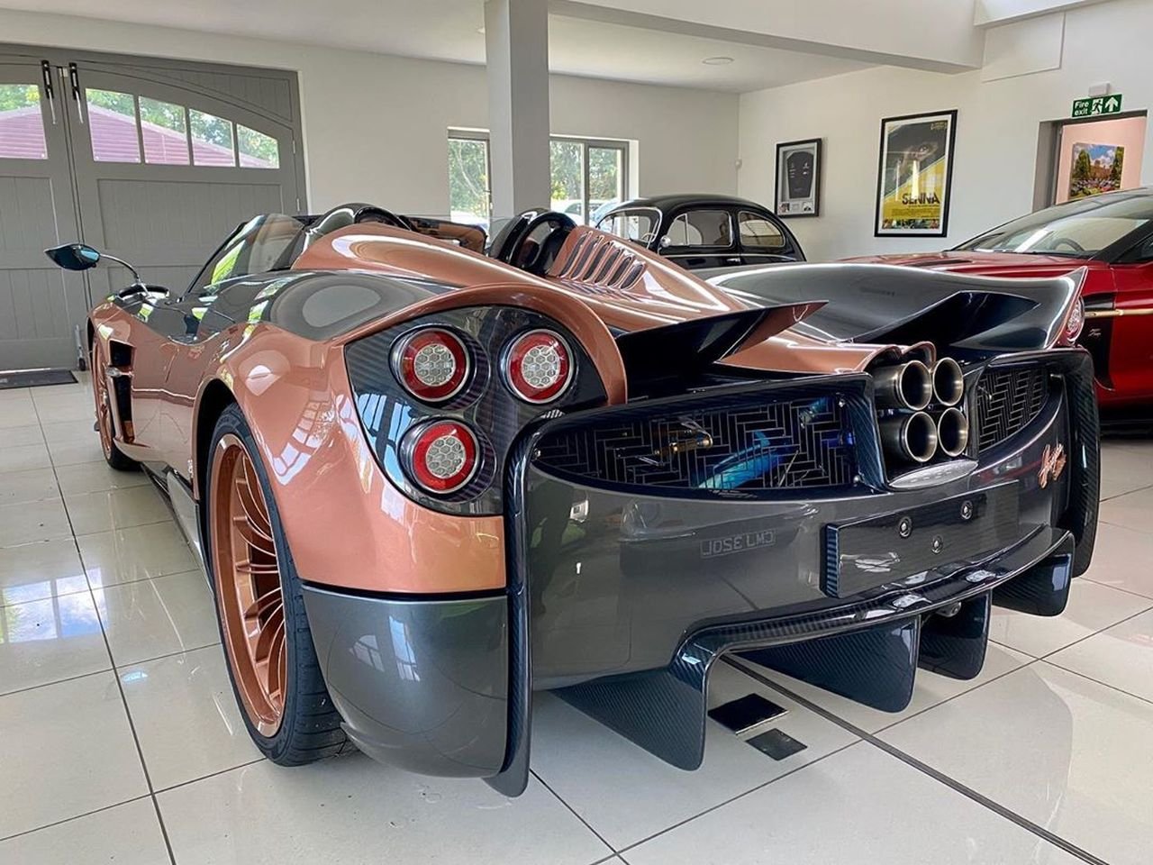 Kurota Copper Pagani Huayra Roadster-2