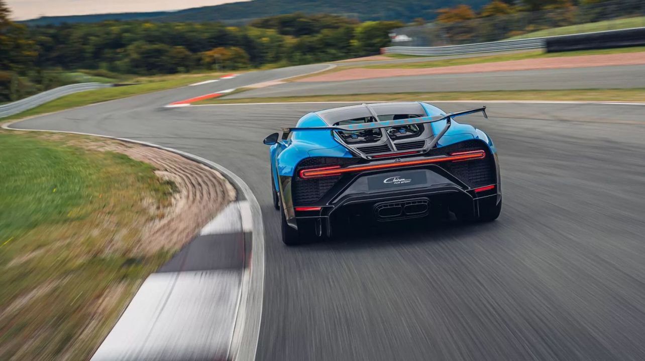 Bugatti Chiron Pur Sport-Bilster Berg-4