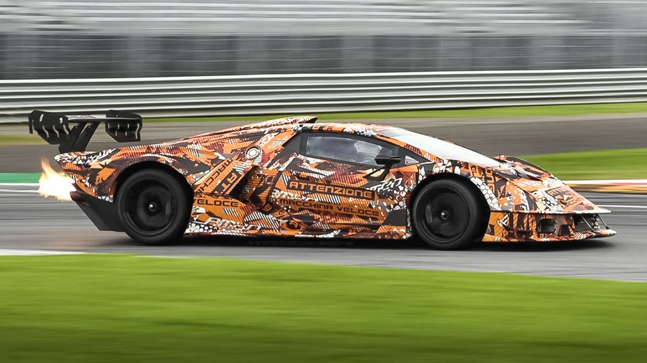 Lamborghini Essenza SCV12-engine sound